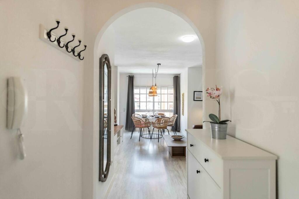 Spacious & Authentic Apartment By Rems Malaga Ngoại thất bức ảnh