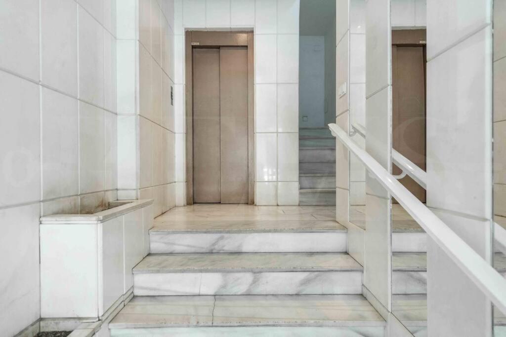 Spacious & Authentic Apartment By Rems Malaga Ngoại thất bức ảnh